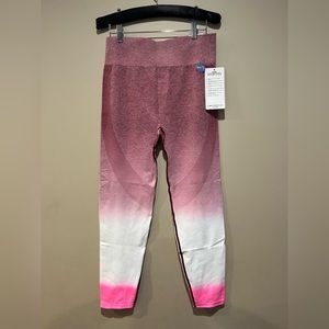 NWT PINK Ombré Seamless Workout Tights